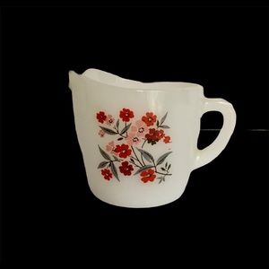 Vintage FIRE KING Milk Glass Primrose Crea…